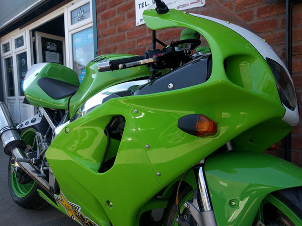 1997 Kawasaki ZX7r | STP Racing Products