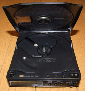 スタフ屋 ポータブルCDプレーヤー(SONY Discman D-99)