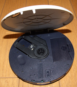 スタフ屋 ポータブルCDプレーヤー(SONY CD WALKMAN D-EJ775)