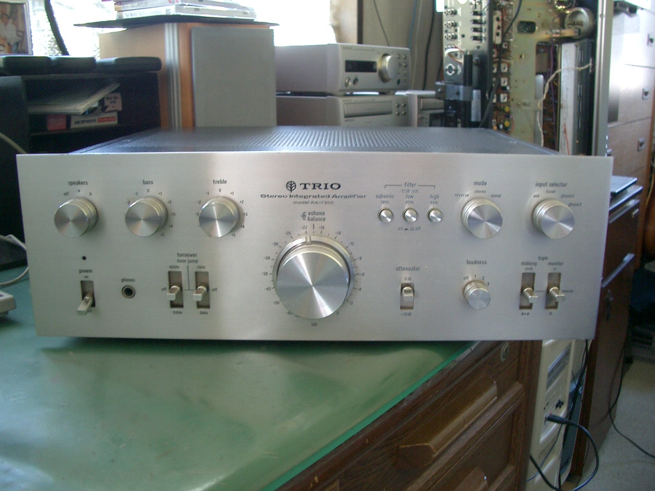 TRIO プリメインアンプ KA-7300 の修理