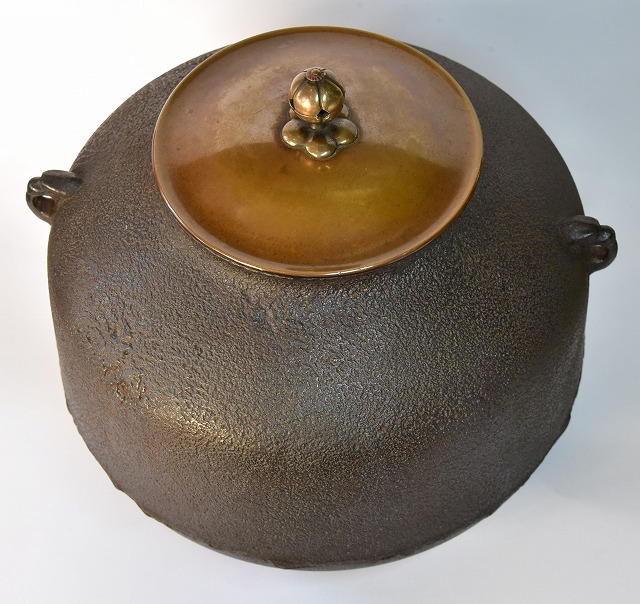 阿弥陀堂炉釜 初代畠春斎作 すいぎょく園｜創業百年、お茶の「すいぎょ