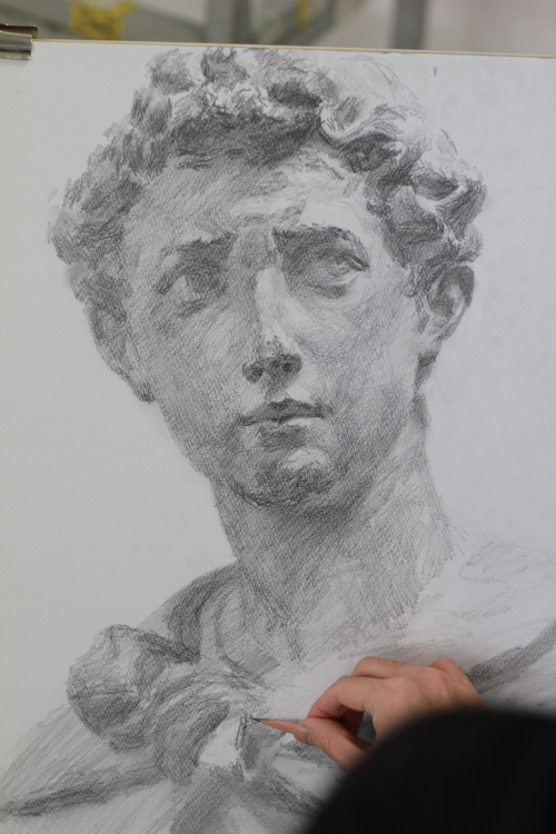 基礎科 石膏デモンストレーション | すいどーばた美術学院