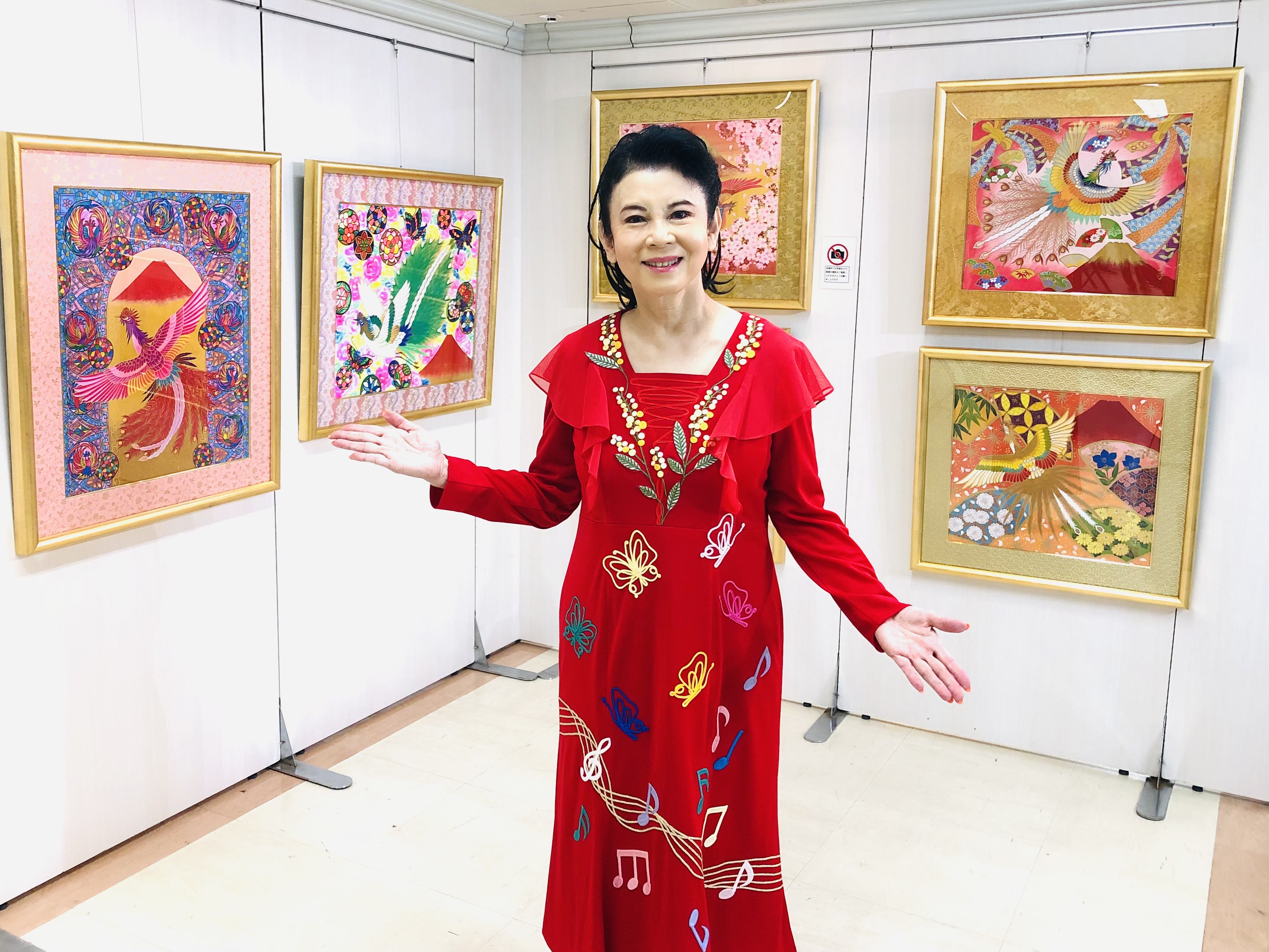 開運 あいはら友子 赤富士絵画展 - サンテレビニュース