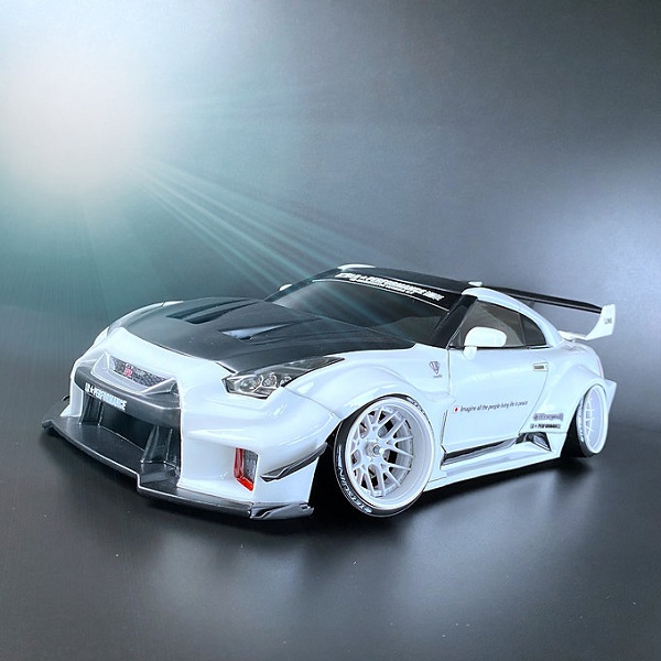LBシルエットワークスGT R35ボディ [TT-8210] - スーパーラジコン