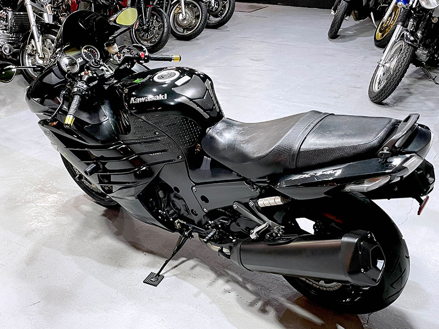 KAWASAKI ZX-14R ZXT40E – 京都のバイクショップSPEC-M（スペックエム