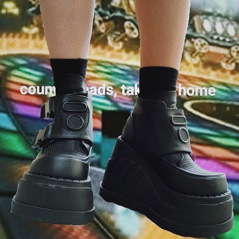 ⭐即納⭐STOMP-15 / 厚底スニーカー【DEMONIA】 | Spider Rock Web