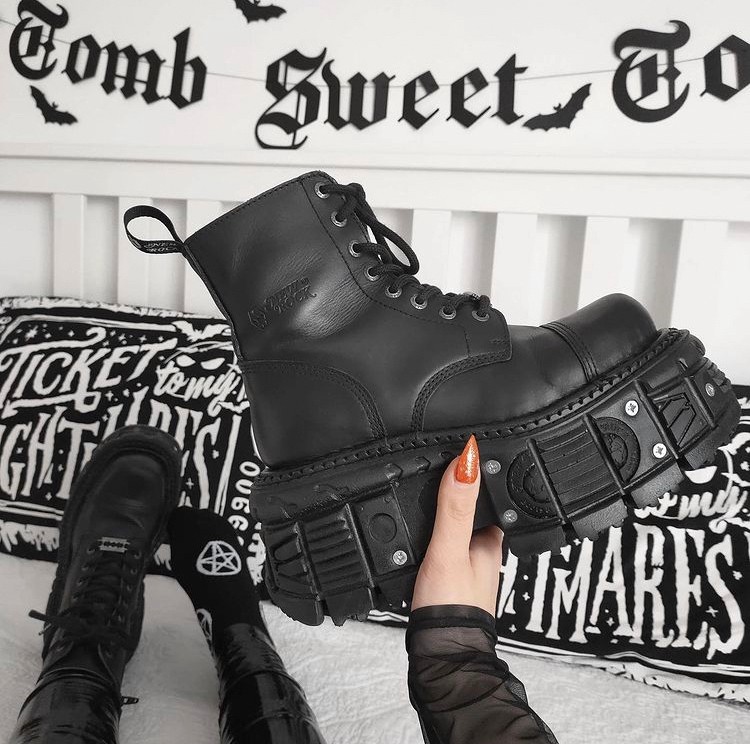 取り寄せ] M.TANK083-C1 / ネジ / 厚底ブーツ / 本革【NEW ROCK