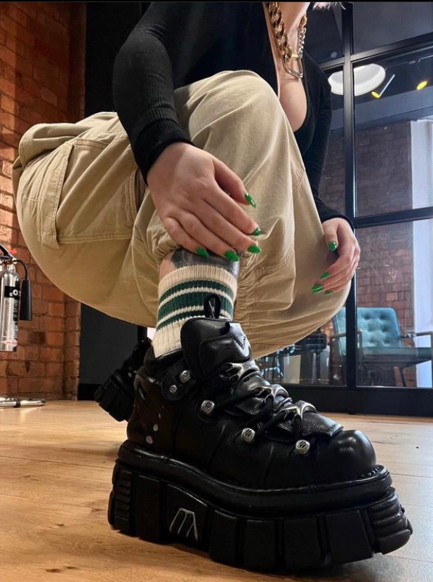 ⭐即納⭐M-106-S29 / プレート / 厚底スニーカー / 本革【NEW ROCK