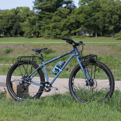 BLOG オフロードの走破性と安定感抜群なフルリジッドツアラー【DAVOS