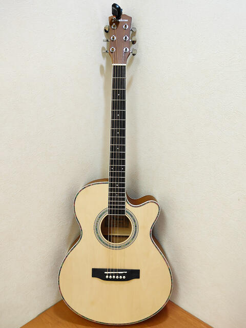 Mademu アコースティックギター：AV／音楽＆映像：Music／音楽：Music