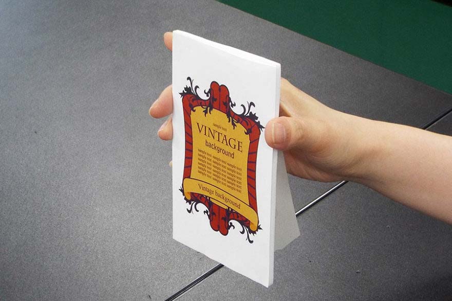 小さくても売上効果抜群!!繰り返し使えるコンパクトなPOP