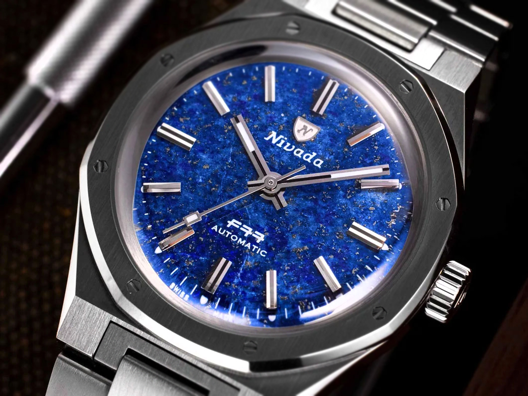 ロレックスでも採用してた!?】ラピスラズリほか“天然石”文字盤の腕時計