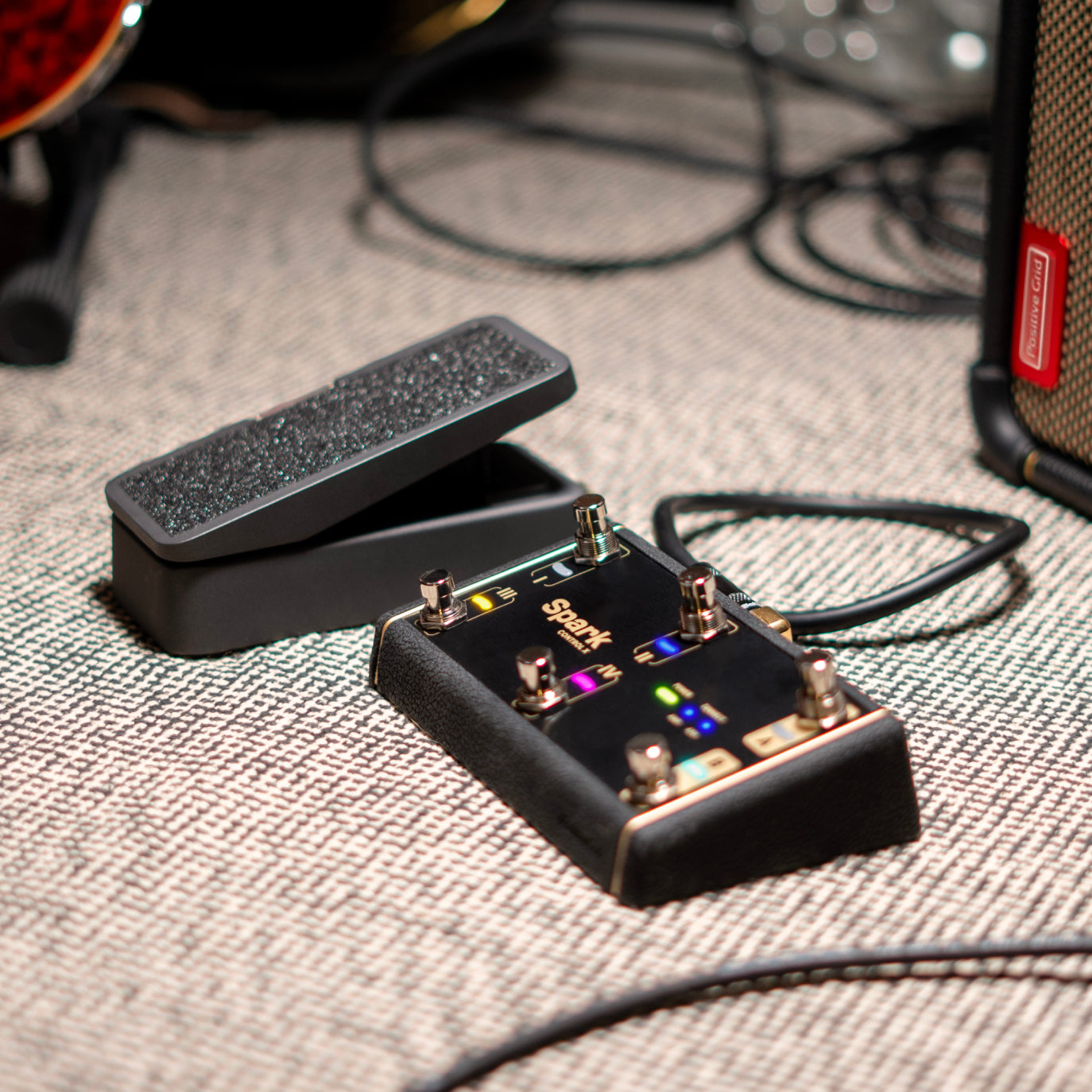 Spark Control X | 6-Switch Wireless Footswitch | Positive Grid