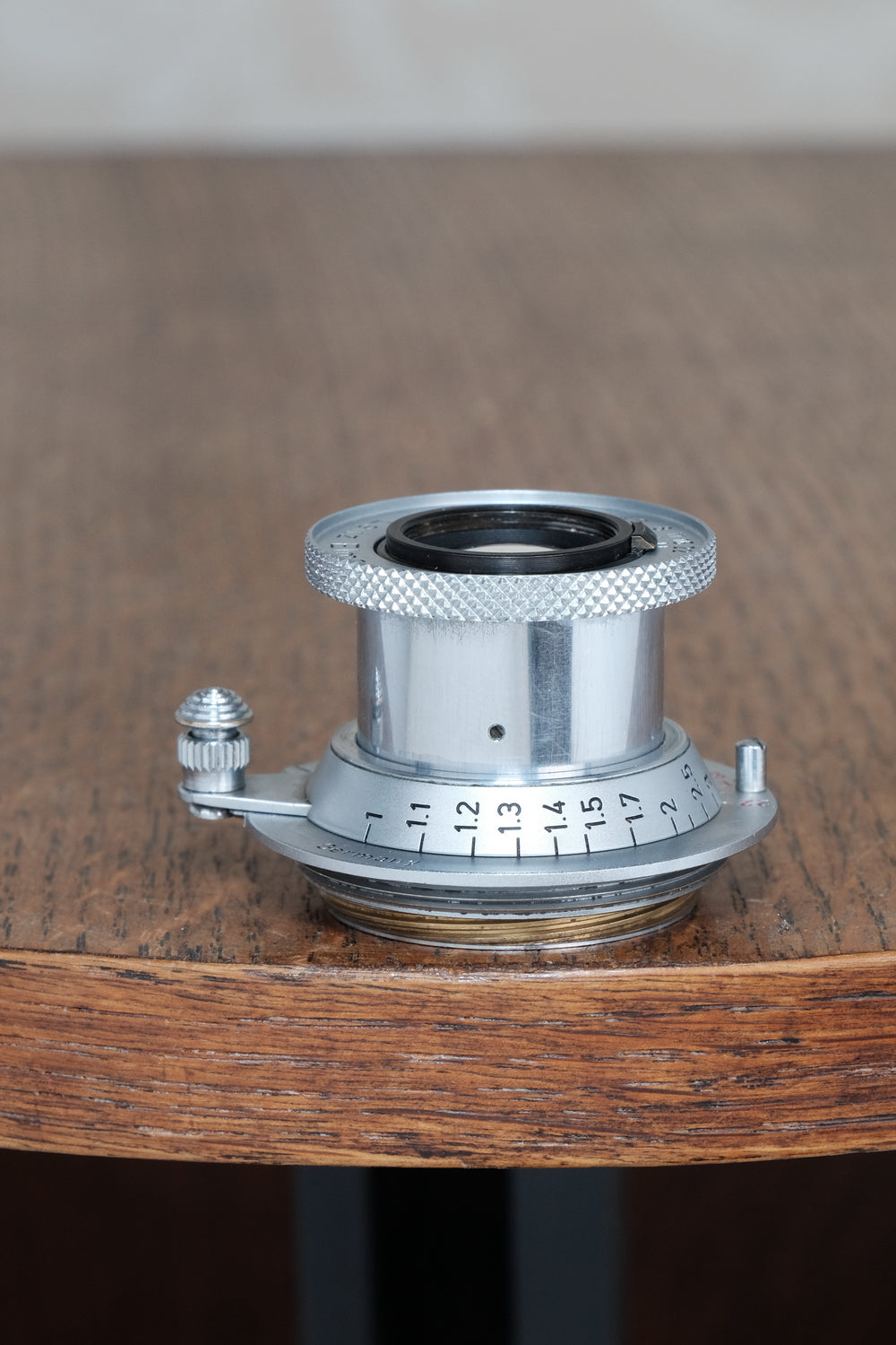 1953 “Red scale“ 3.5/50mm Leitz Elmar Lens – Petrakla Classic Cameras