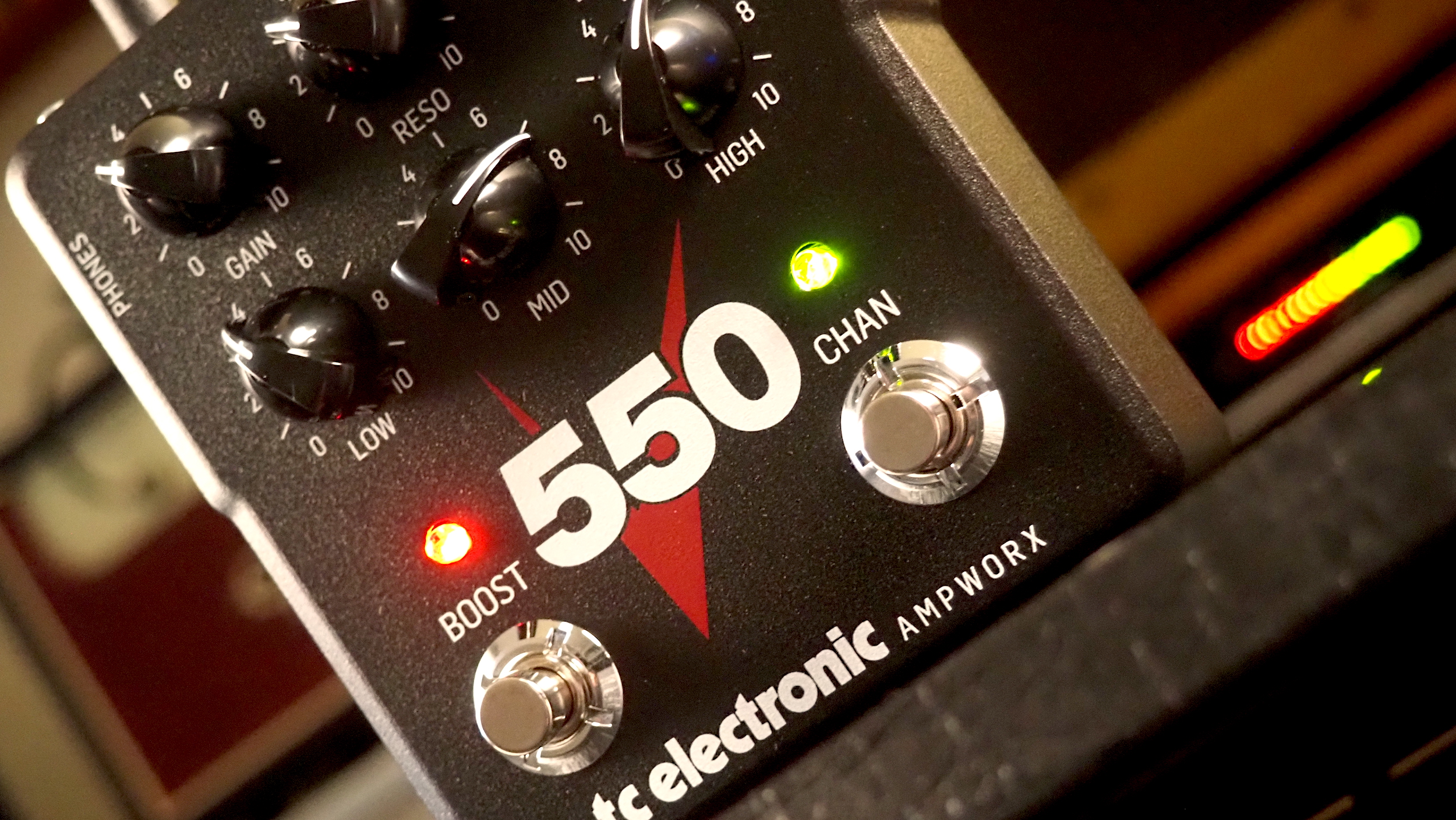 TC Electronic Ampworx V550 Preamp - Pedal of the Day