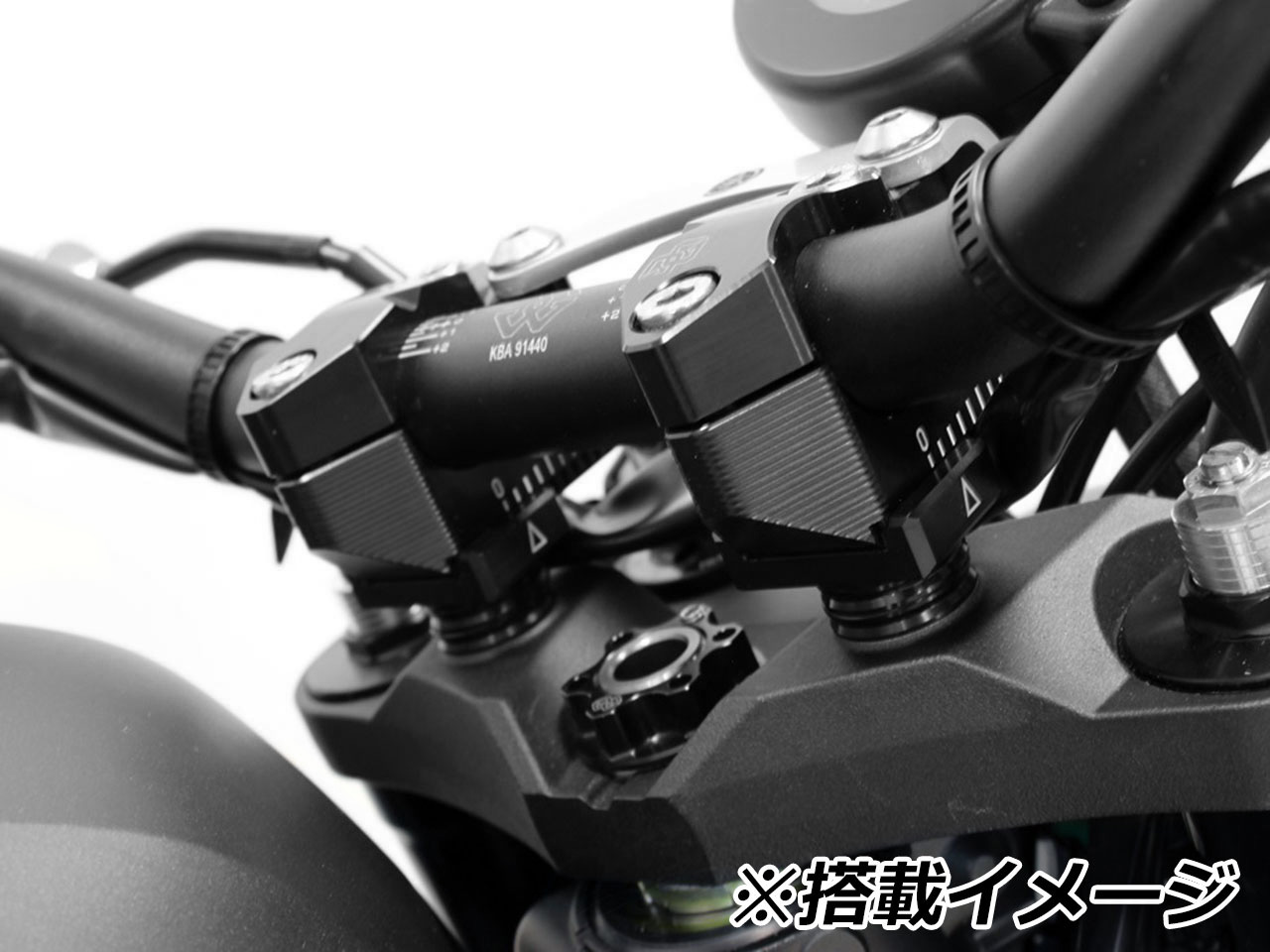 ギルズ ハンドルバーライザー for DUCATI