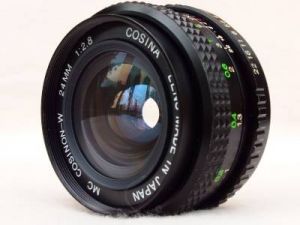 Cosina MC Cosinon-W 24mm F2.8 Lens Reviews - Cosina Lenses