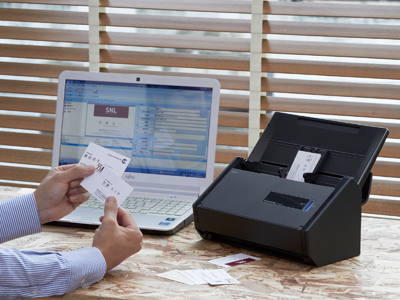 スキャナー ScanSnap： iX500 特長: RICOH