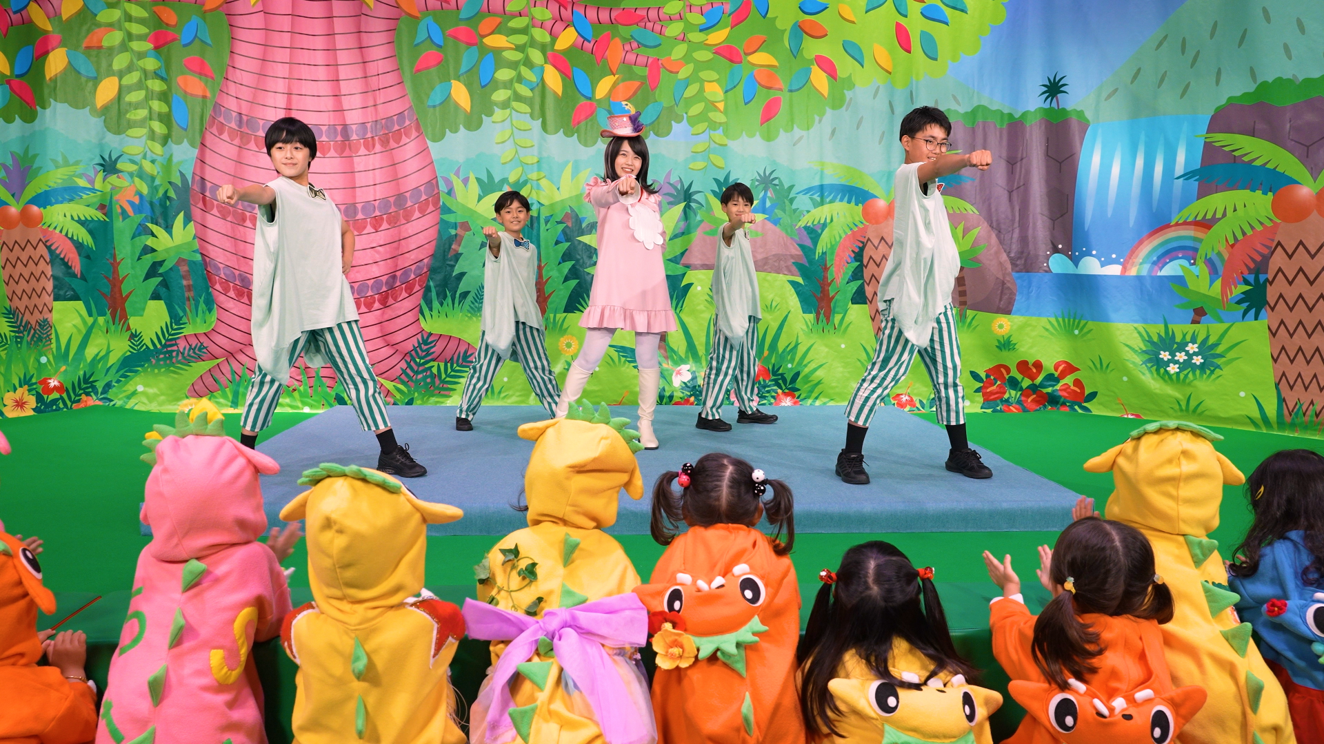 ヤンヤン・ファッションスペシャル | パニパニパイナ！番組公式サイト