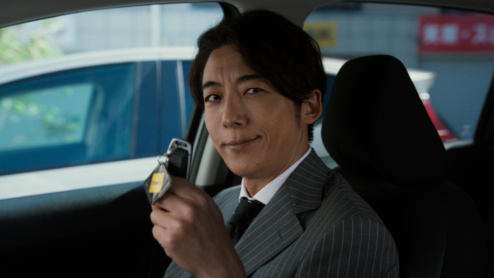 パーク24】4月12日より高橋一生さんが出演するカーシェアリング