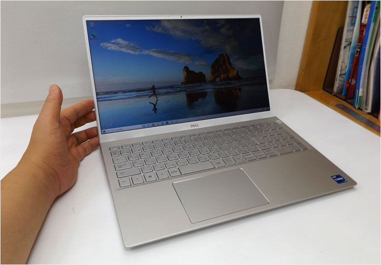 DELL Inspiron 15（5502） レビュー、Tiger Lake（UP3）設計の15.6