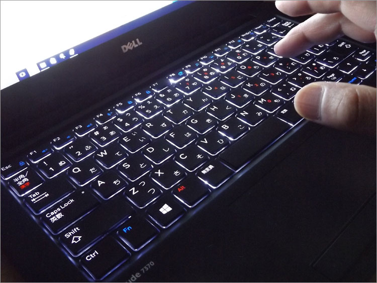 DELL Latitude 13 7000シリーズ（7370）レビュー パソ兄さん