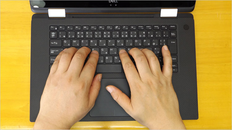 DELL XPS 15 2-in-1（9575）レビュー！Core i7-8705G搭載の狭額15.6