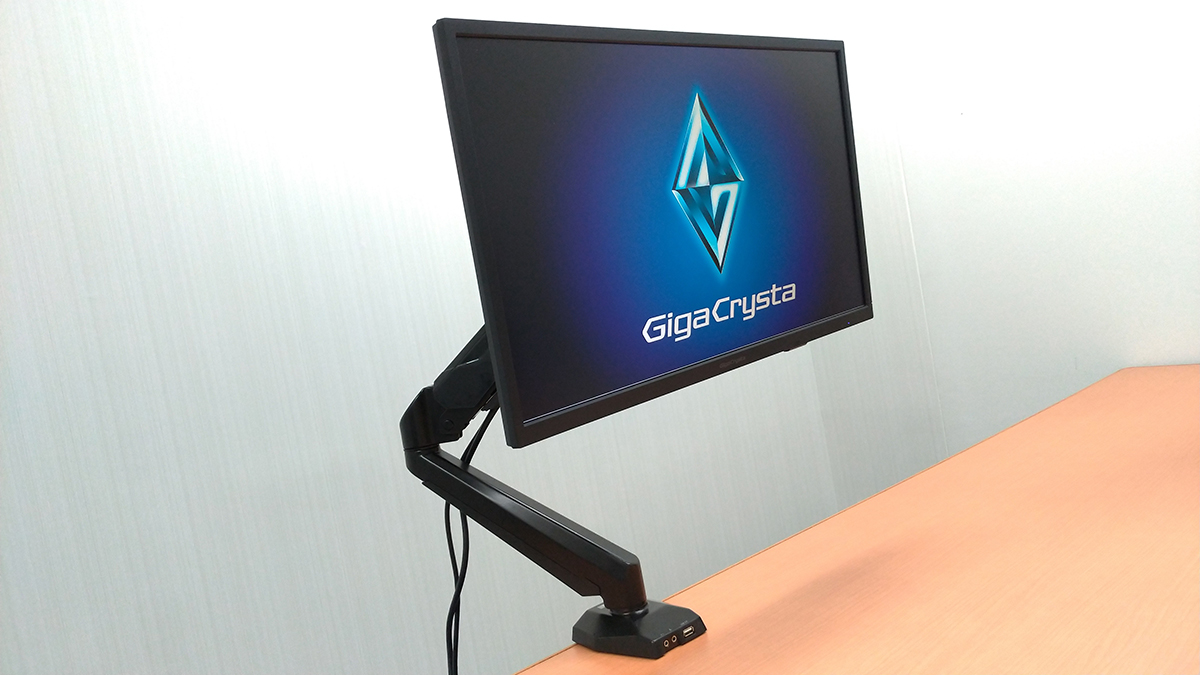 父ノ背中推奨モード搭載 240Hz対応ゲーミングモニター GigaCrysta LCD