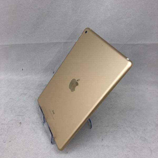 APPLE 〔中古〕iPad (第5世代) Wi-Fiモデル 128GB ゴールド MPGW2J/A