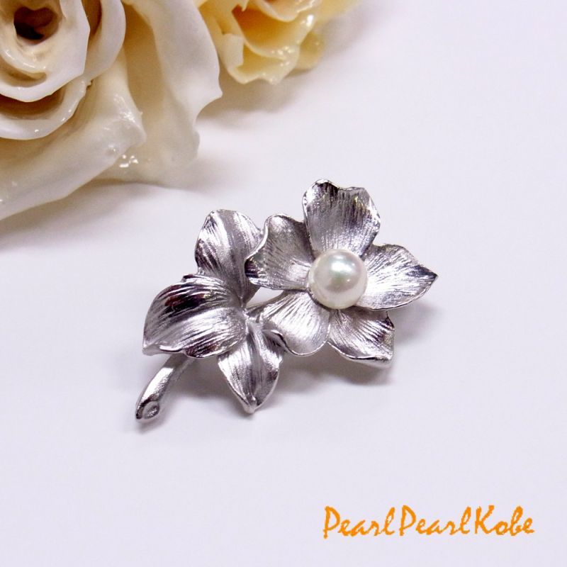 パールブローチ 花 フラワー 本真珠 ラウンド 6-6.5mm シルバー色