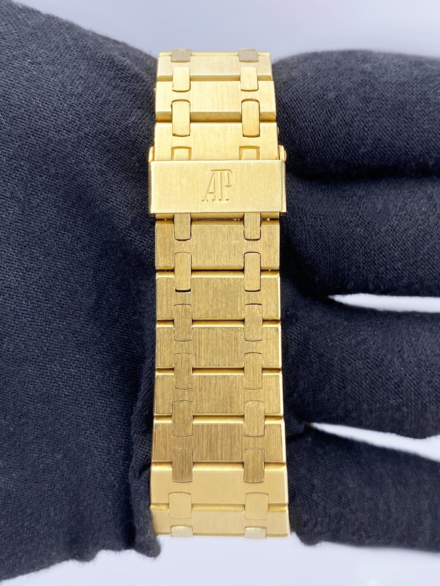 Audemars Piguet Royal Oak Jumbo 5402BA Gray Dial Mens Watch – Phigora