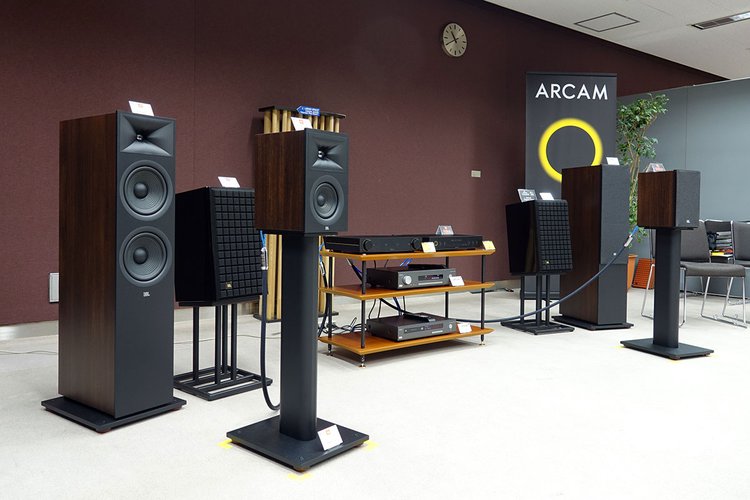 OTOTEN＞JBL、未発表の新スピーカー「Stage 2 Series」。イネーブルド