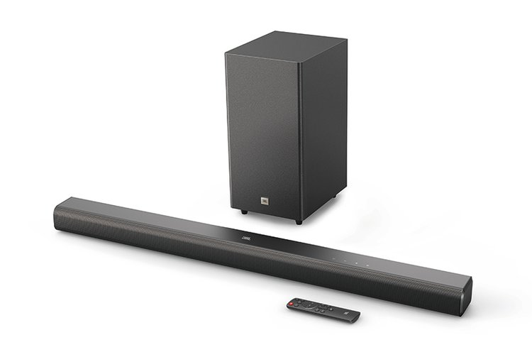 JBL、ワイヤレスサブウーファー付属のDolby Atmos対応3.1chサウンド