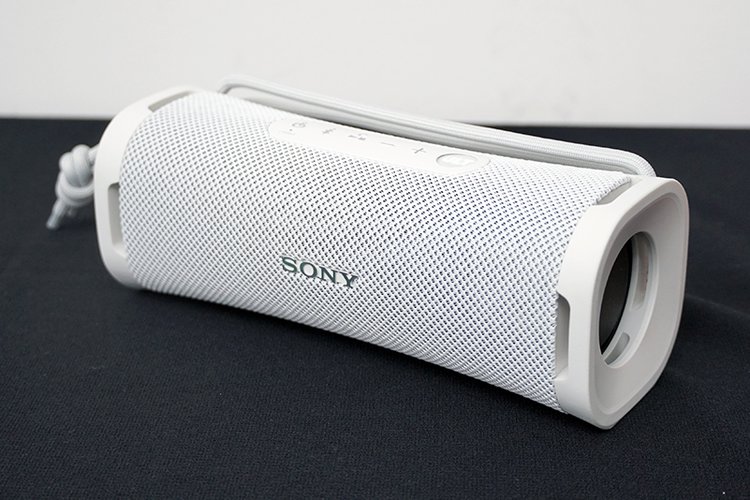 ソニー、コンパクトボディの“重低音特化型”ポータブルBTスピーカー