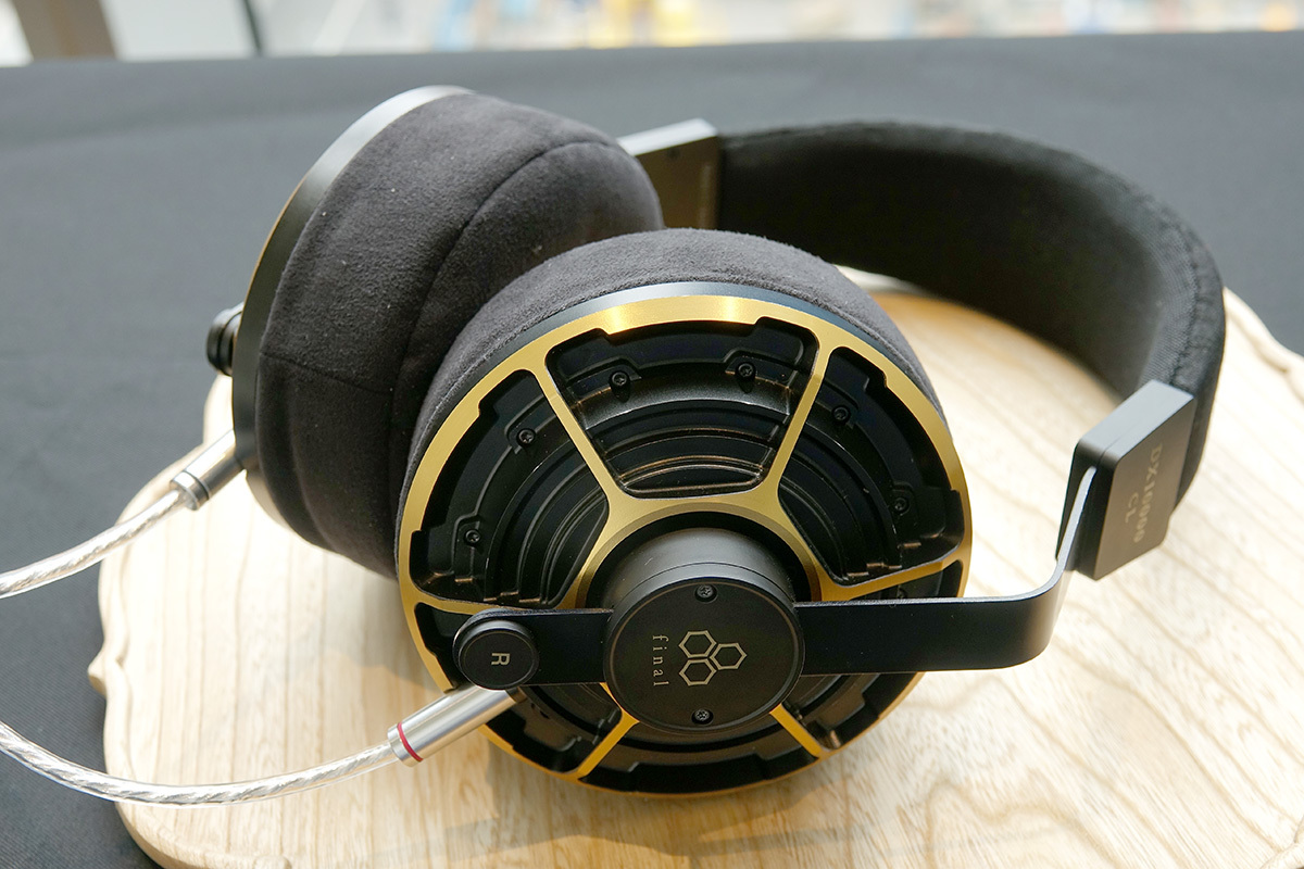 ヘッドフォン祭＞final新旗艦ヘッドホン「DX10000 CL」試聴は瞬殺の