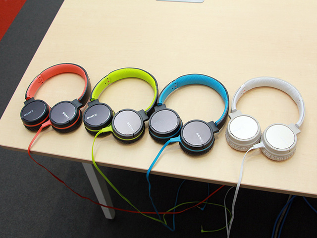 画像8 - ソニー、4色カラバリで40mmドライバーのヘッドホン「MDR-ZX770