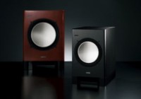 オンキヨー、高さ約90cmの小型トールボーイスピーカー「D-108E」を発売