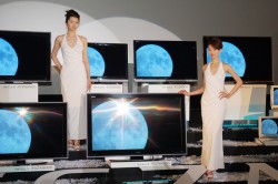 詳報】東芝、LEDバックライト搭載機など薄型テレビ“REGZA Zシリーズ”を