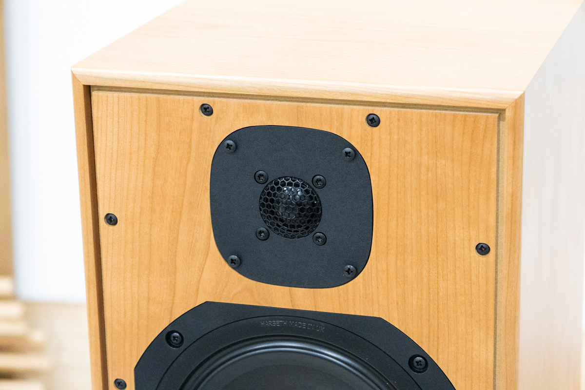 HARBETHの魅力は“声”にあり！色褪せぬエバーグリーンなサウンドを