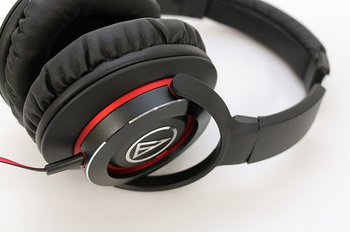 オーディオテクニカ「ATH-WS770/WS550」レビュー：重低音好きの求める