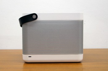 AirPlay対応スピーカー B&O PLAY「Beolit 12」で家中で音楽を快適に