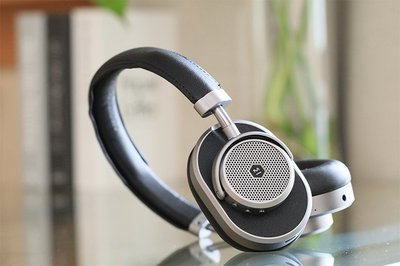 卓越したデザインに宿る、音楽に忠実なサウンド。MASTER & DYNAMICのNC