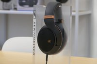 ゼンハイザー、佐藤健プロデュースブランドとコラボしたBluetooth