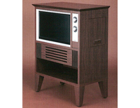 昭和にタイムスリップ？ レトロな “家具調液晶テレビ”「EREO」の実物を