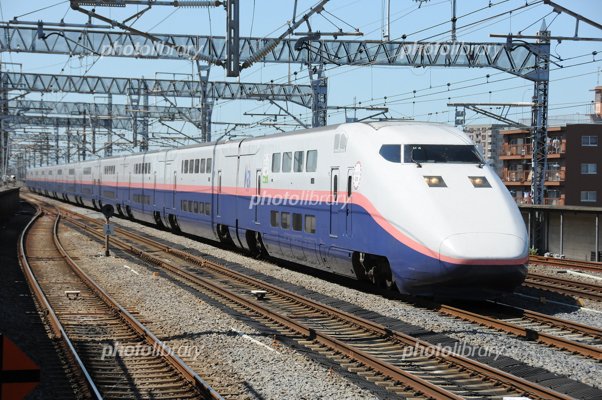 上越新幹線 E1系MAX 写真素材 [7173817] - フォトライブラリー