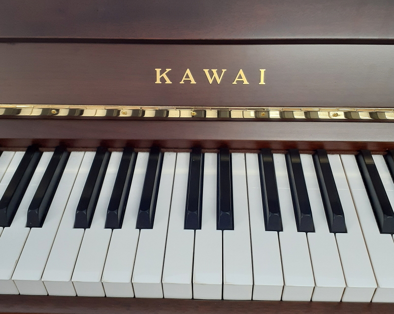 株式会社ピアノプラザ | KAWAI C-113(2479)