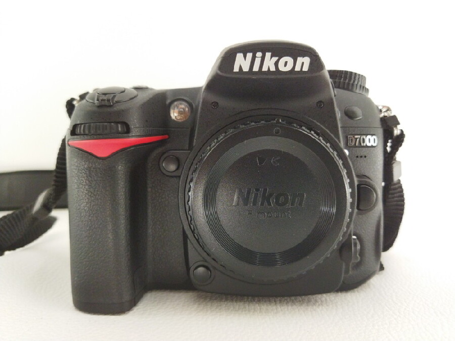 Nikonのデジタル一眼レフカメラ「D7000」をお買取入荷しました。｜2022