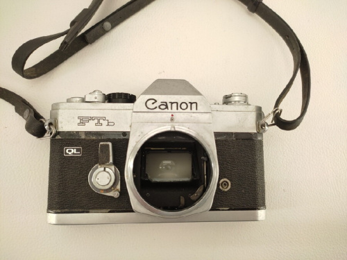 フィルムカメラ Canon FTb」をお買取入荷しました。｜2023年03月18日
