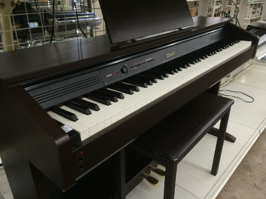 CASIO (ｶｼｵ) CELVIANO (ｾﾙﾋﾞｱｰﾉ) AP-250 電子ピアノ 入荷しました