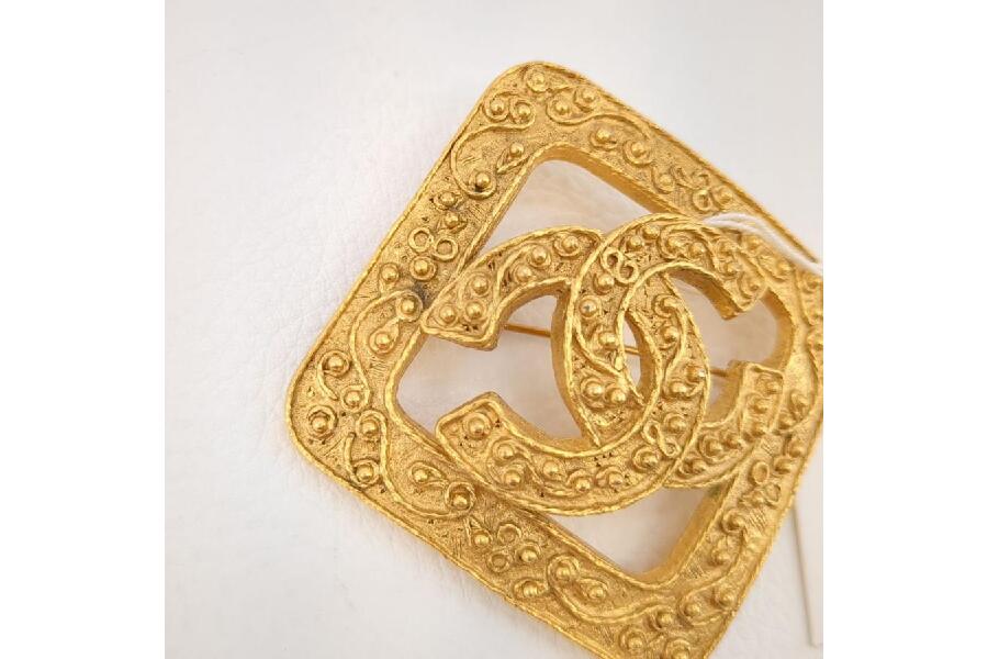 シャネル ブローチ ココマーク 94 A ゴールド ひし形 約6cm*6.2cm